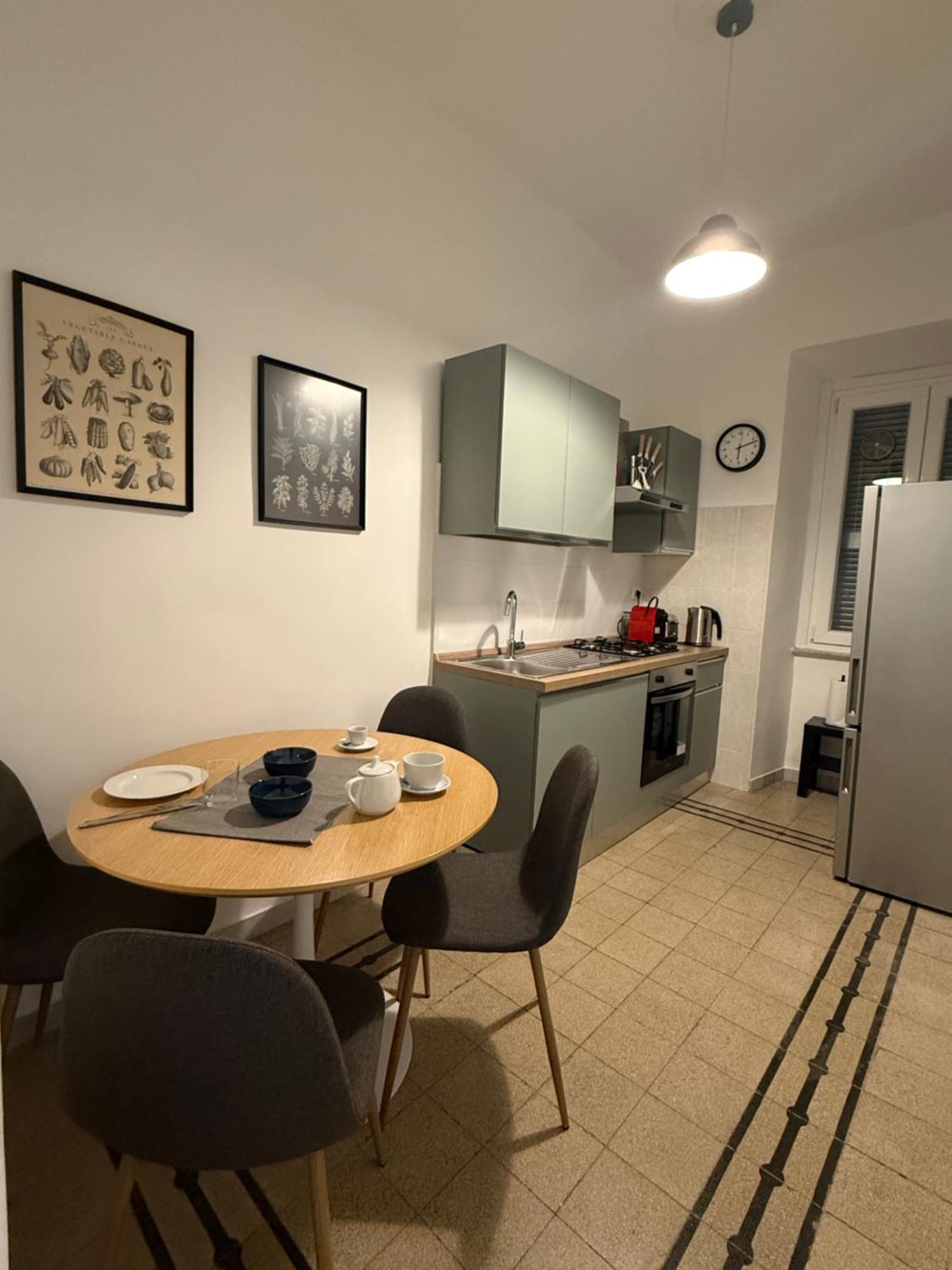 Pietra Apartment,Colosseo Roma Dış mekan fotoğraf